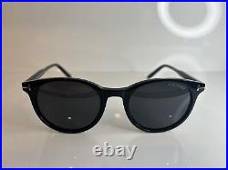 Authentic TOM FORD UNISEX SUNGLASSES Black Frame Grey Lens- NEW Polarized LENSES