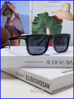 TOM FORD Black Horizontal Bridge Frame Sunglasses 5518 143