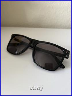 TOM FORD Fletcher Sunglasses, Black black TF832-N