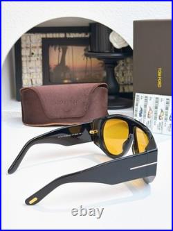 TOM FORD TF1044 Black Frame Thick-Temple Sunglasses 60 12-140