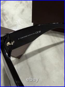 Tom Ford FT 1044/S Bronson 60 01A Occhiali da Sole Nero/Grigio