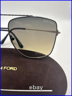 Tom Ford FT0838 01B Reggie shiny black shiny rose gold Sunglasses Authentic