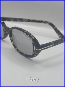 Tom Ford FT1364 55C Iggy Sunglasses Flawless Authentic Brand New With Case 49mm
