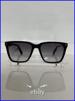 Tom Ford Garrett TF862 01B Black Square Acetate Gradient Tint Sunglasses 54mm