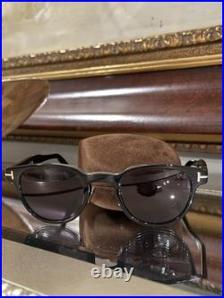 Tom Ford Grey Oval Unisex Sunglasses Item No. FT0961-D 01A 47