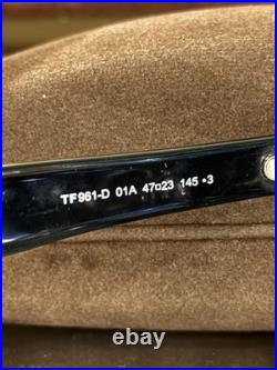 Tom Ford Grey Oval Unisex Sunglasses Item No. FT0961-D 01A 47