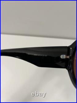 Tom Ford Solid Black Frame Brown Lens Sunglasses Made in Italy 55-20-137 Case